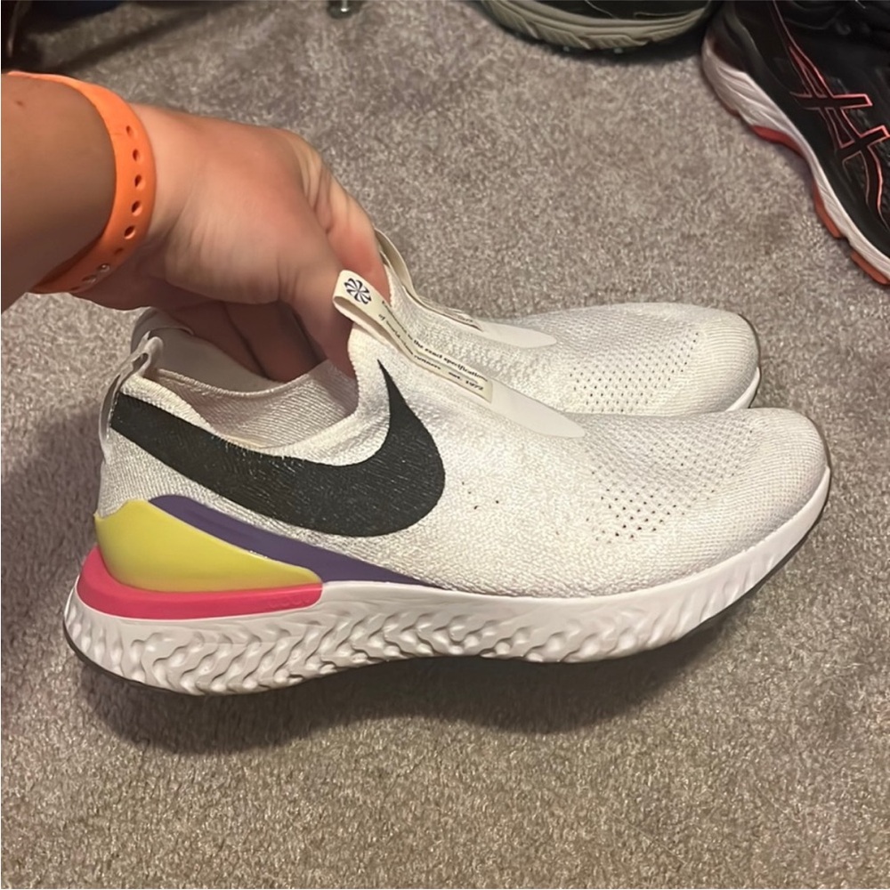 Nike Epic Phantom React - image 1